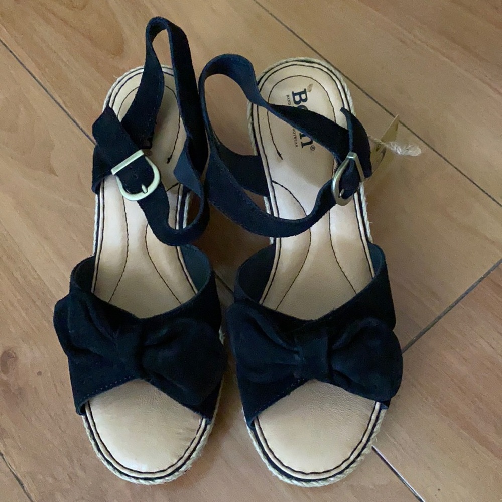 Ladies BORN wedge sandals - black suede - Never worn.
